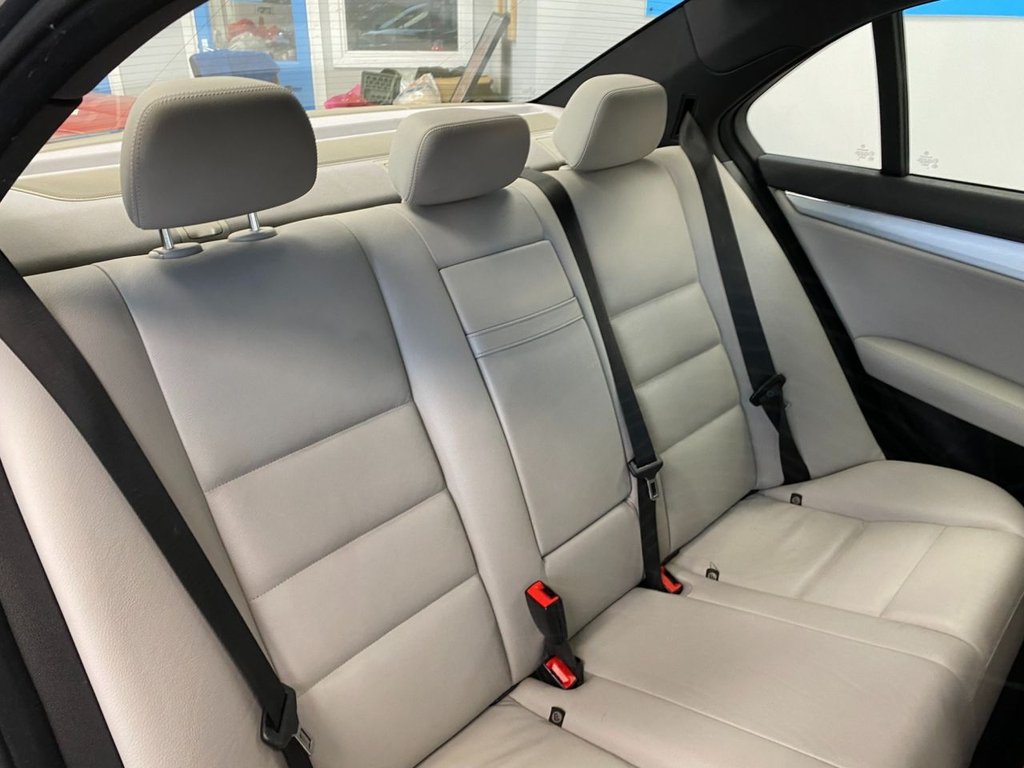 Used Mercedes-Benz C Class 2009 for sale - 76724454: Photo 17
