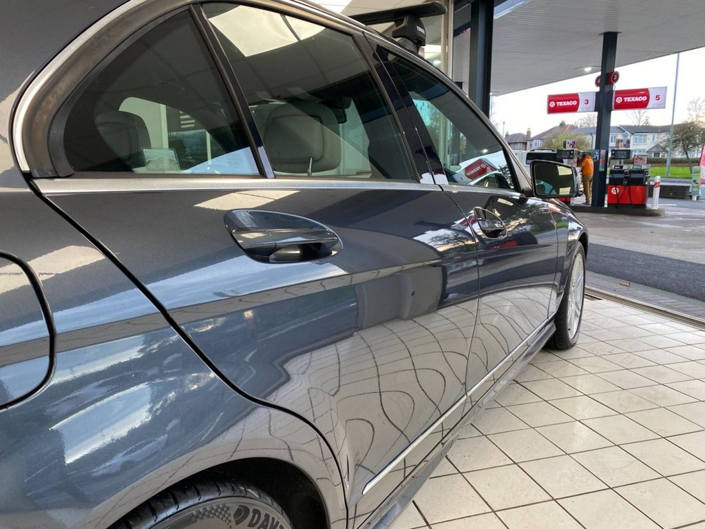 Used Mercedes-Benz C Class 2009 for sale - 76724454: Photo 4