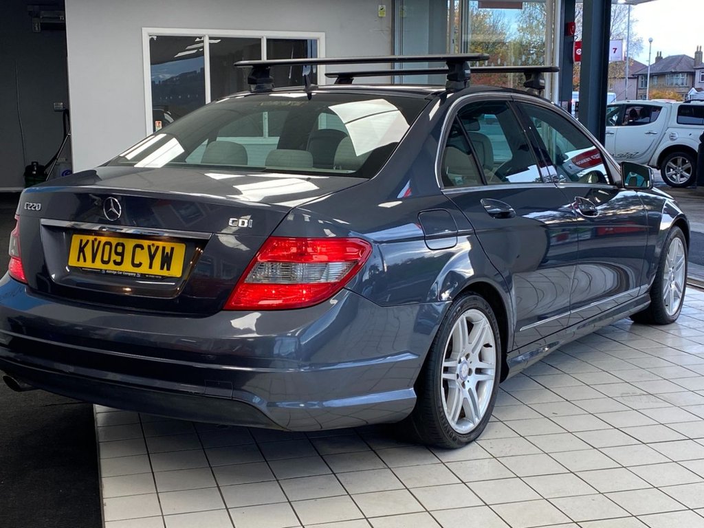 Used Mercedes-Benz C Class 2009 for sale - 76724454: Photo 6