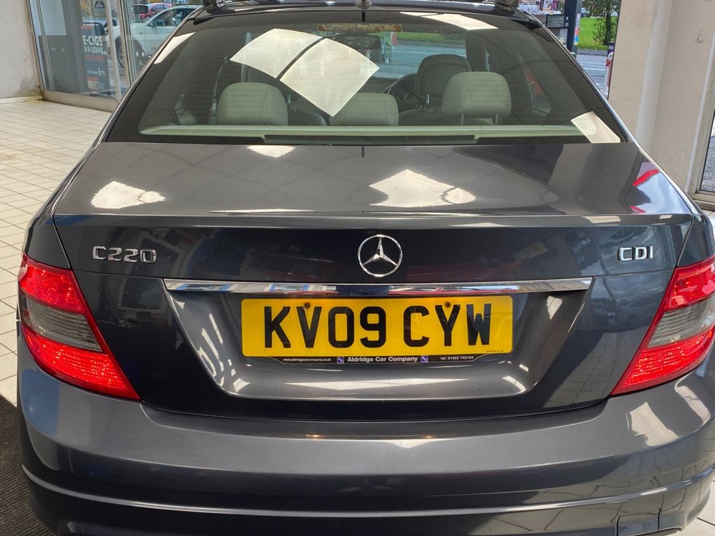 Used Mercedes-Benz C Class 2009 for sale - 76724454: Photo 7