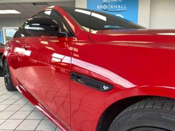 Used Jaguar XE 2020 for sale - 75171472: Photo