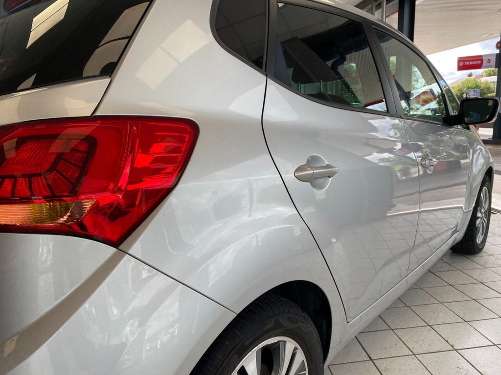 Used Kia Venga 2015 for sale - 74517508: Photo 6