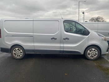 Used Renault Trafic 2017 for sale - 75473313: Photo