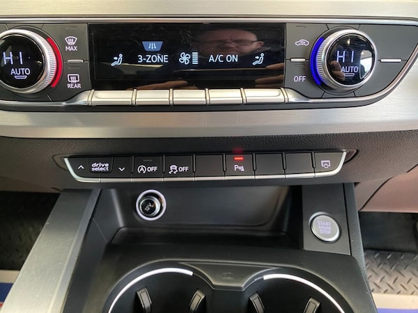 Used Audi A4 2016 for sale - 76266825: Photo 39