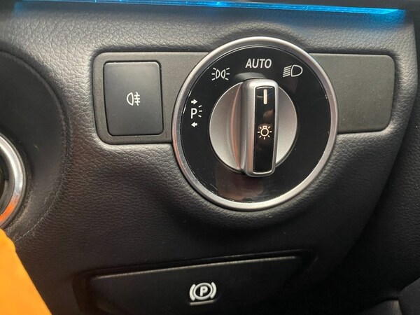 Used Mercedes-Benz CLS 2014 for sale - 73913862: Photo 38
