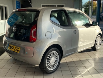 Used Volkswagen up! 2014 for sale - 76439394: Photo
