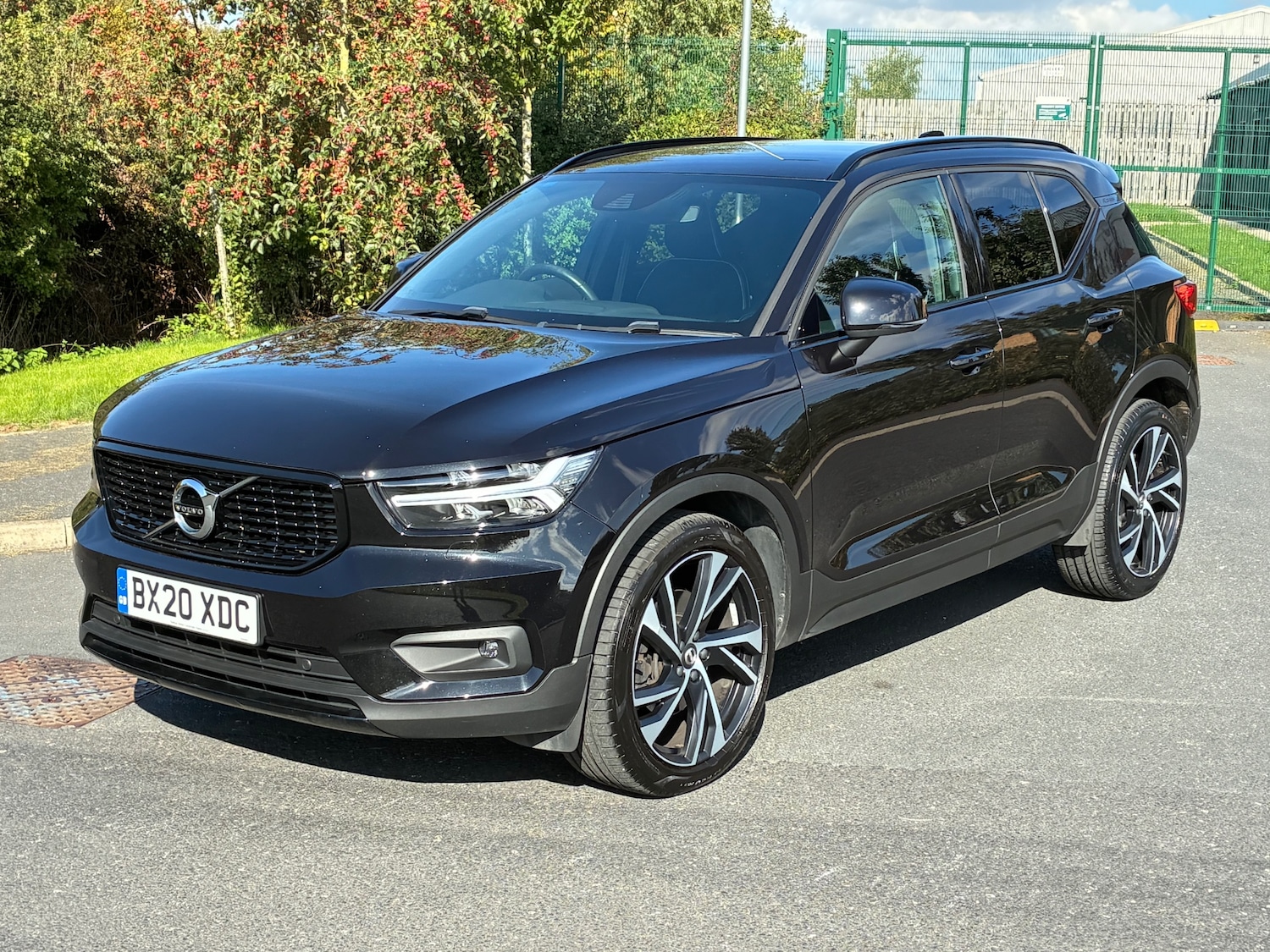 Used Volvo XC40 2020 for sale - 76455604: Photo 1