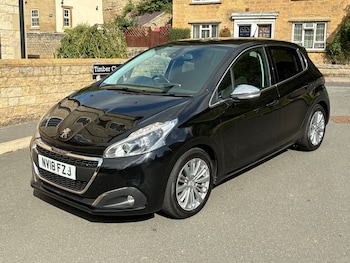 Used Peugeot 208 2018 for sale - 76024265: Photo