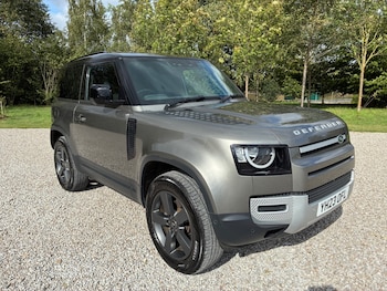 Used Land Rover Defender 2023 for sale - 75604443: Photo