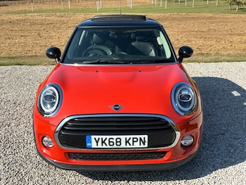 Used MINI Hatch 2018 for sale - 79623337: Photo