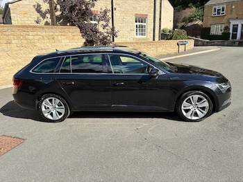 Used Skoda Superb 2018 for sale - 75774161: Photo
