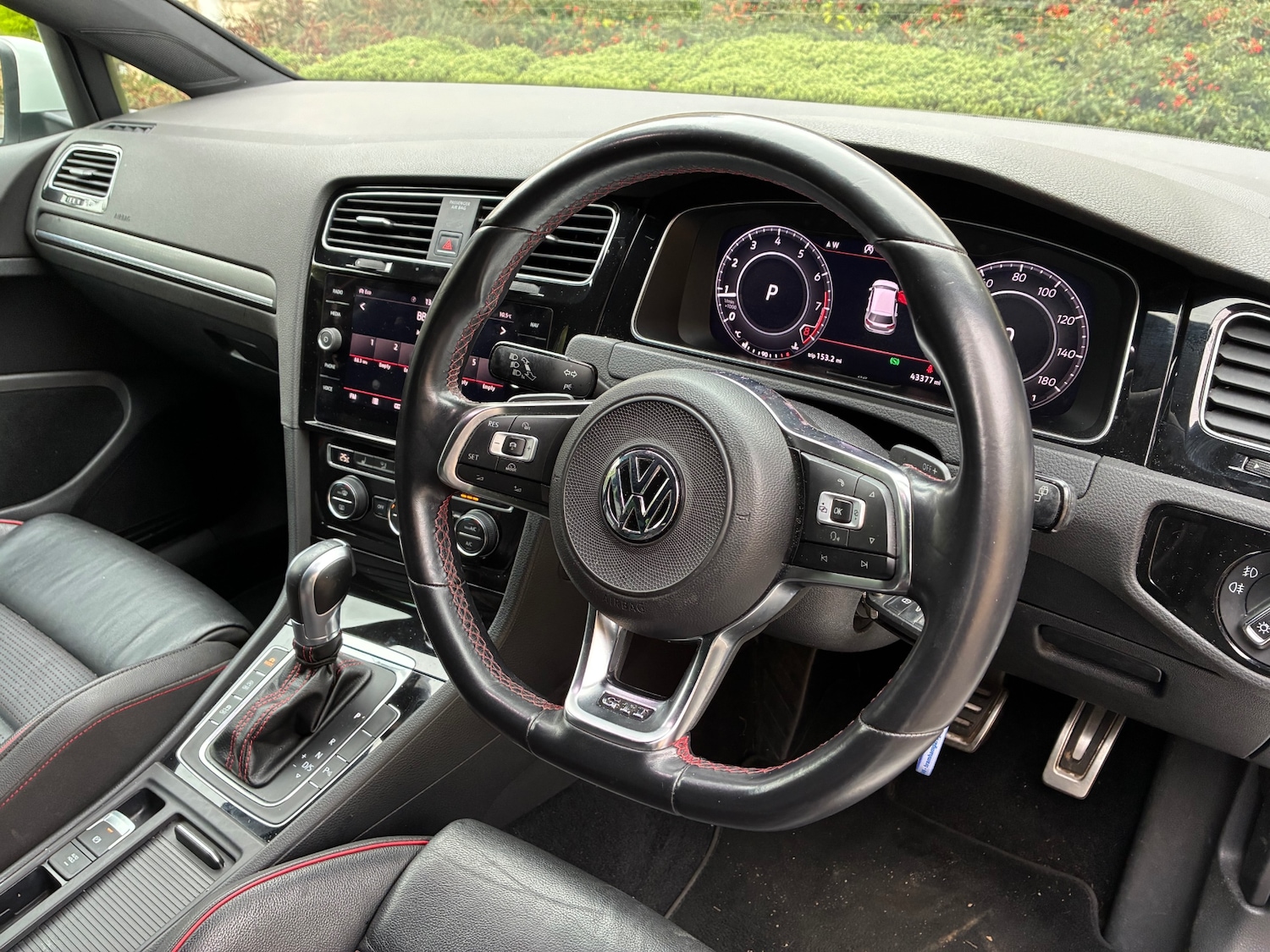 Used Volkswagen Golf 2018 for sale - 76309480: Photo 18