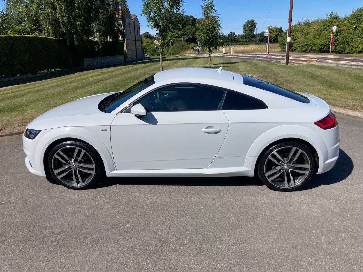 Used Audi TT 2018 for sale - 76548012: Photo 3