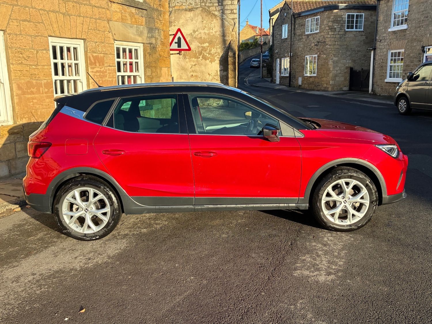 Used SEAT Arona 2023 for sale - 76741586: Photo 2