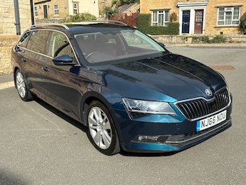 Used Skoda Superb 2016 for sale - 76024253: Photo