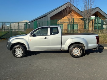 Used Isuzu D-Max 2016 for sale - 77694662: Photo