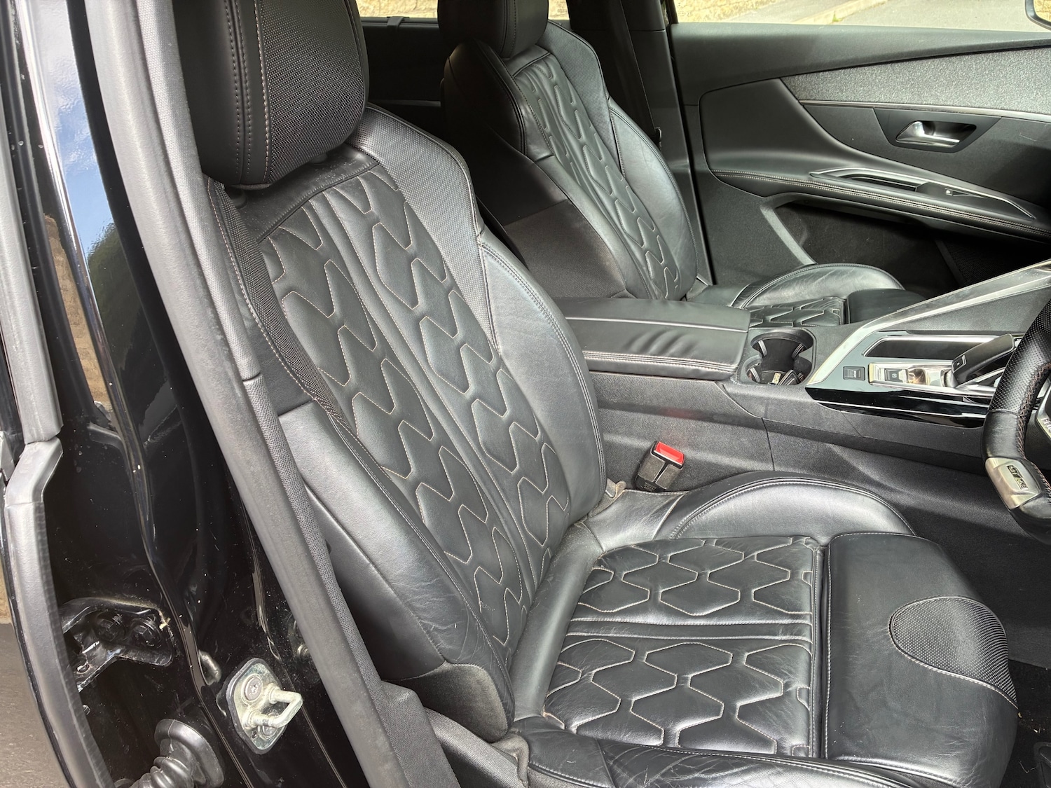 Used Peugeot 5008 2018 for sale - 76041127: Photo 14