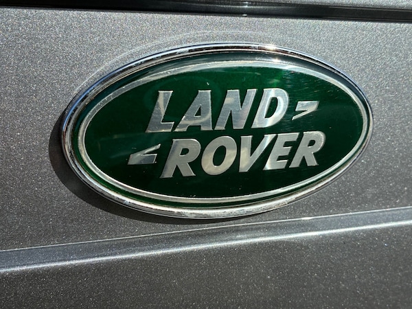 Used Land Rover Defender 2021 for sale - 75604351: Photo 13