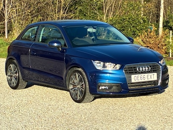 Used Audi A1 2016 for sale - 76911476: Photo