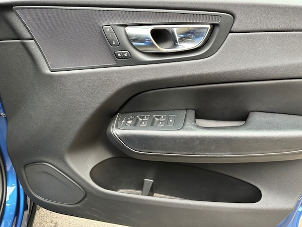 Used Volvo XC60 2017 for sale - 76285808: Photo 19