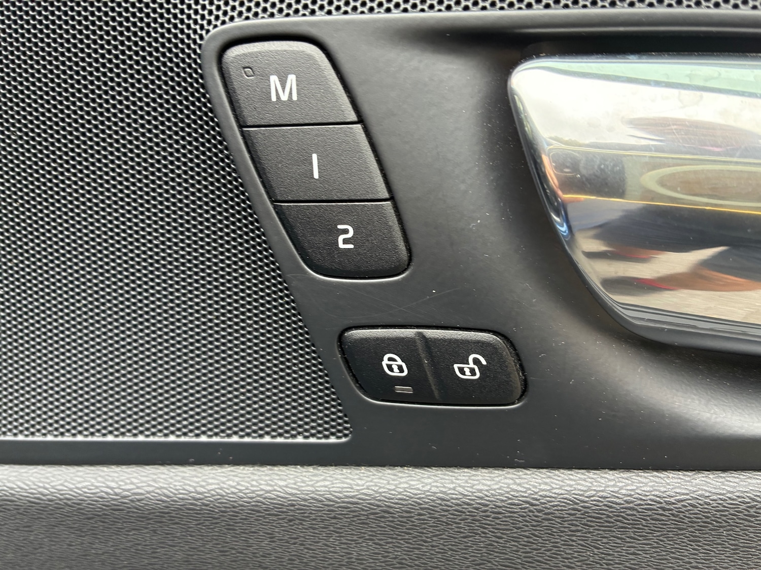 Used Volvo XC60 2017 for sale - 76285808: Photo 22