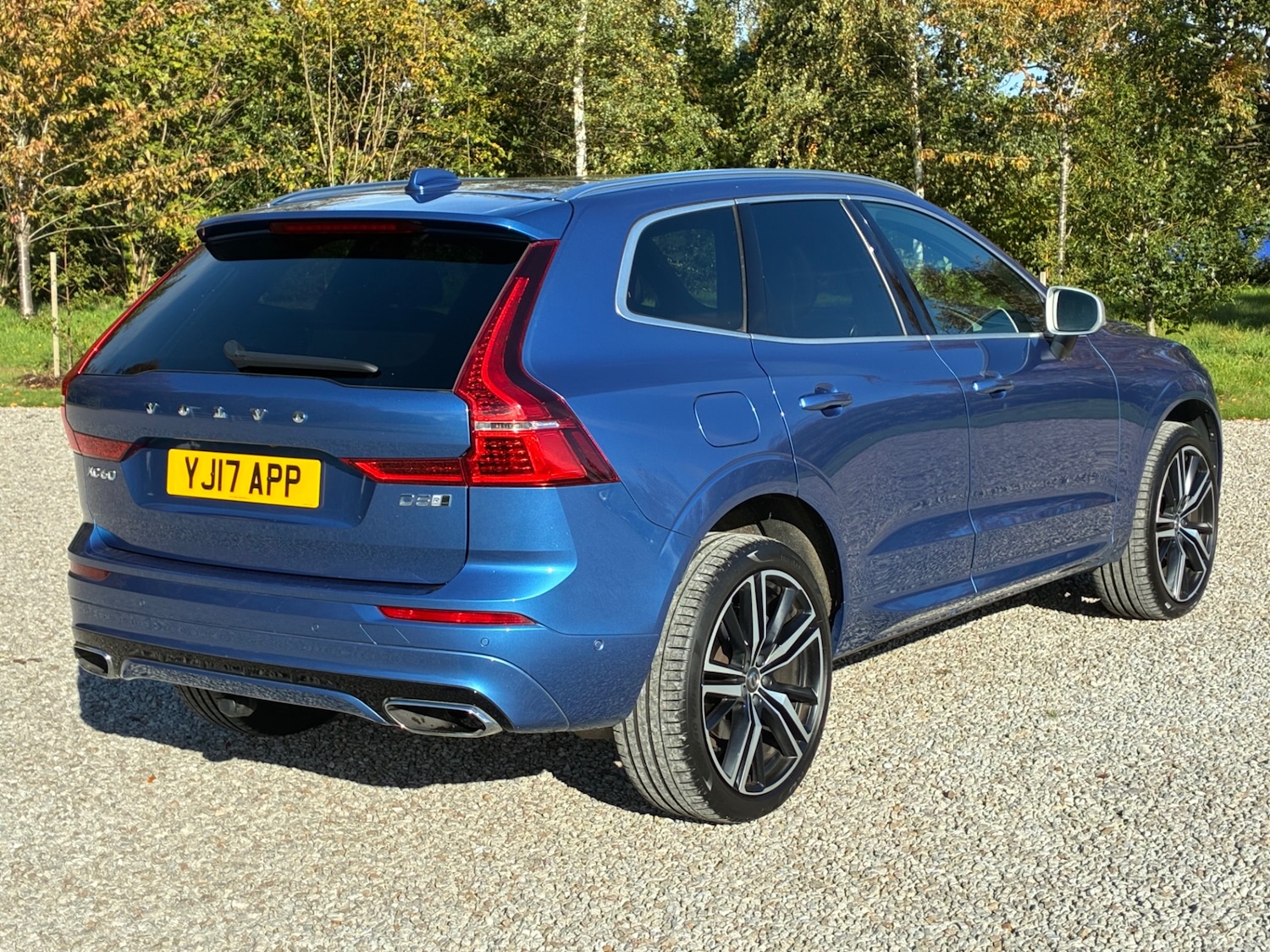 Used Volvo XC60 2017 for sale - 76285808: Photo 5