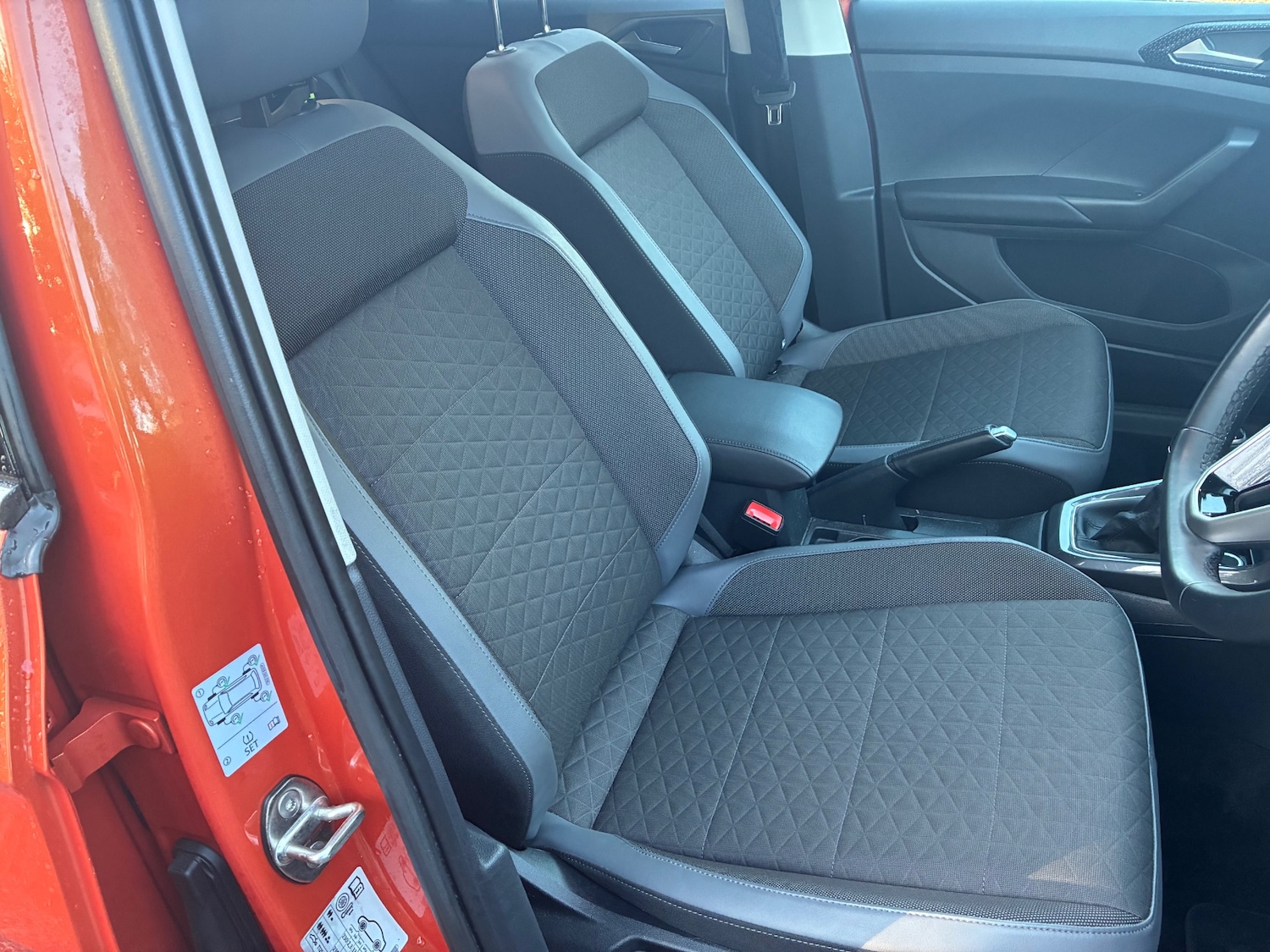 Used Volkswagen T-Cross 2022 for sale - 76911507: Photo 9