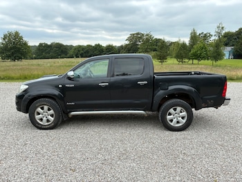Used Toyota Hilux 2010 for sale - 78913282: Photo
