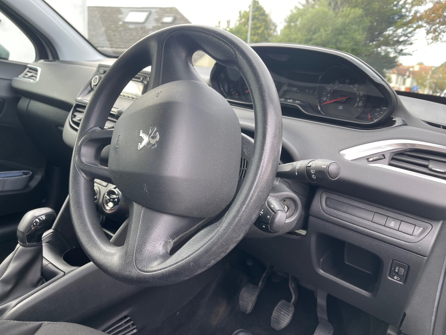 Used Peugeot 208 2013 for sale - 76478268: Photo 19