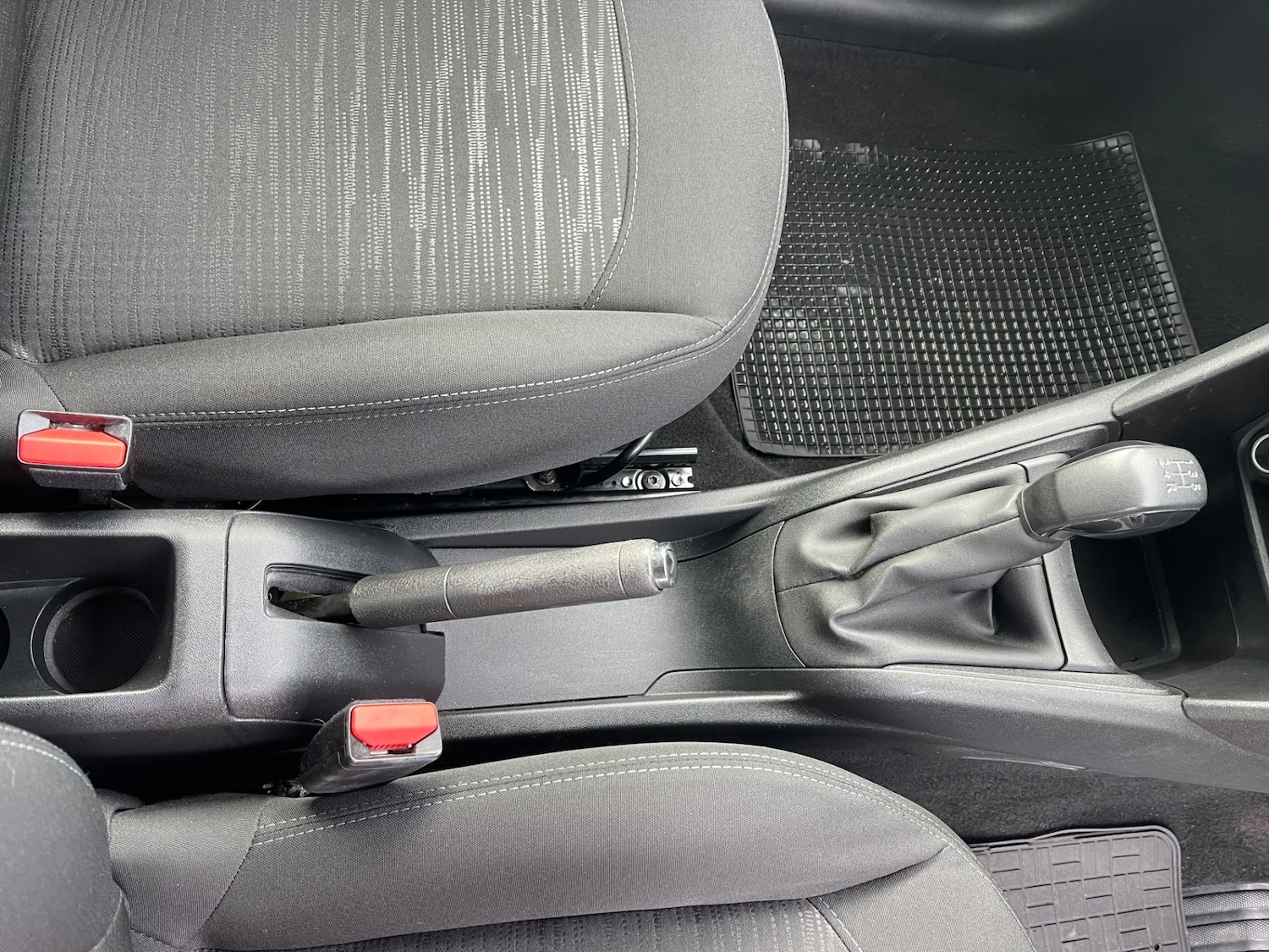 Used Peugeot 208 2013 for sale - 76478268: Photo 22