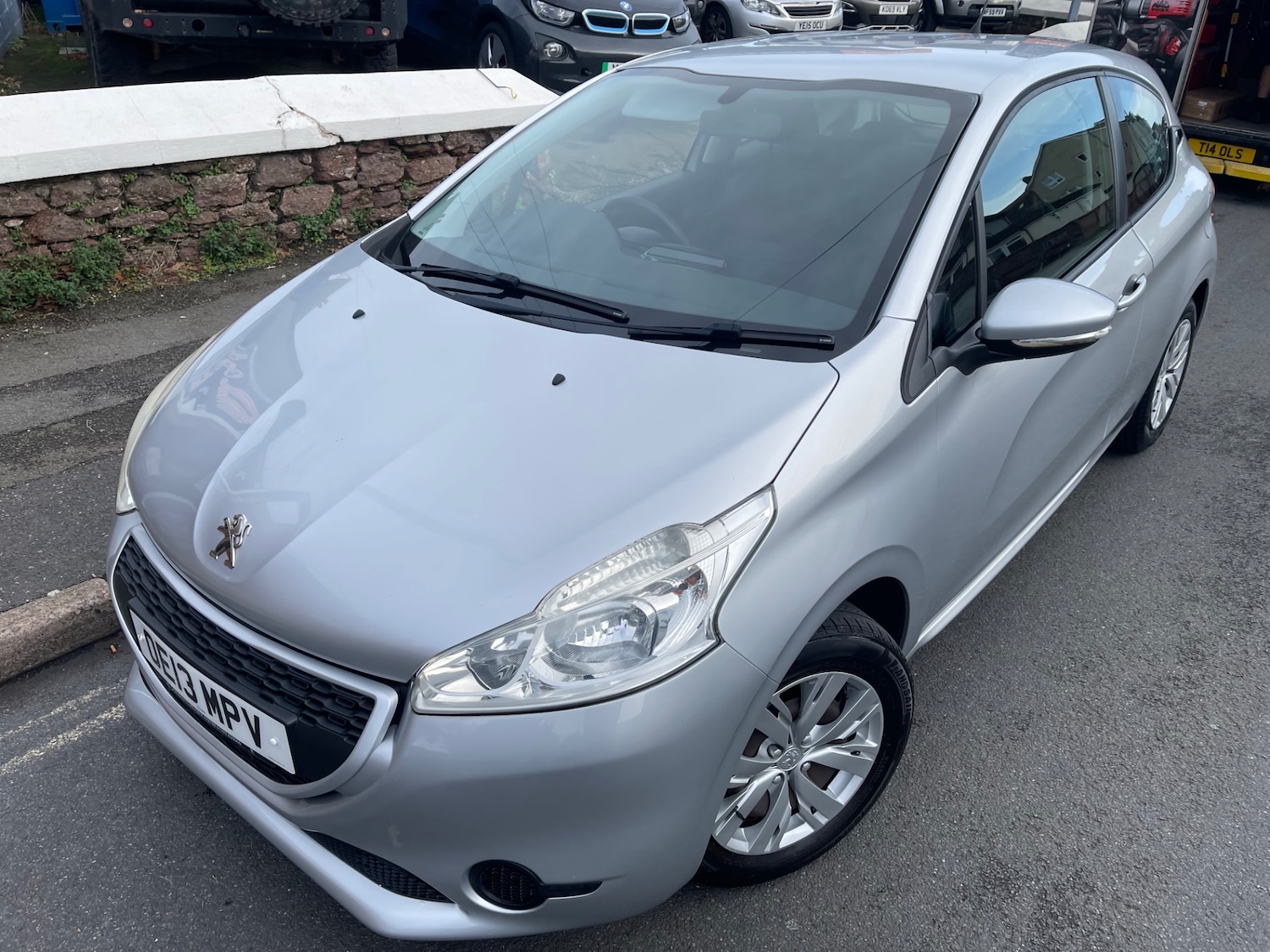 Used Peugeot 208 2013 for sale - 76478268: Photo 28