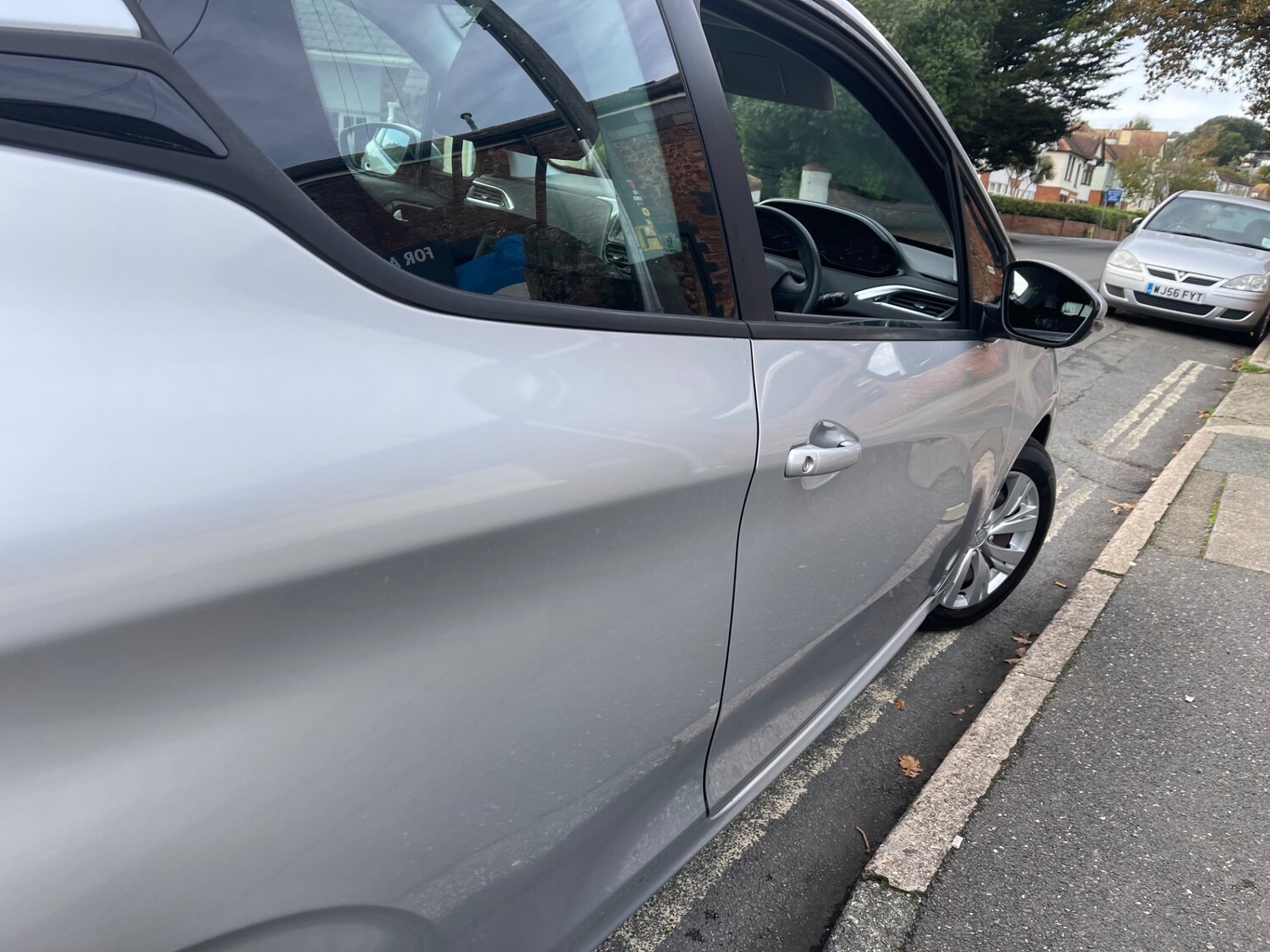 Used Peugeot 208 2013 for sale - 76478268: Photo 33