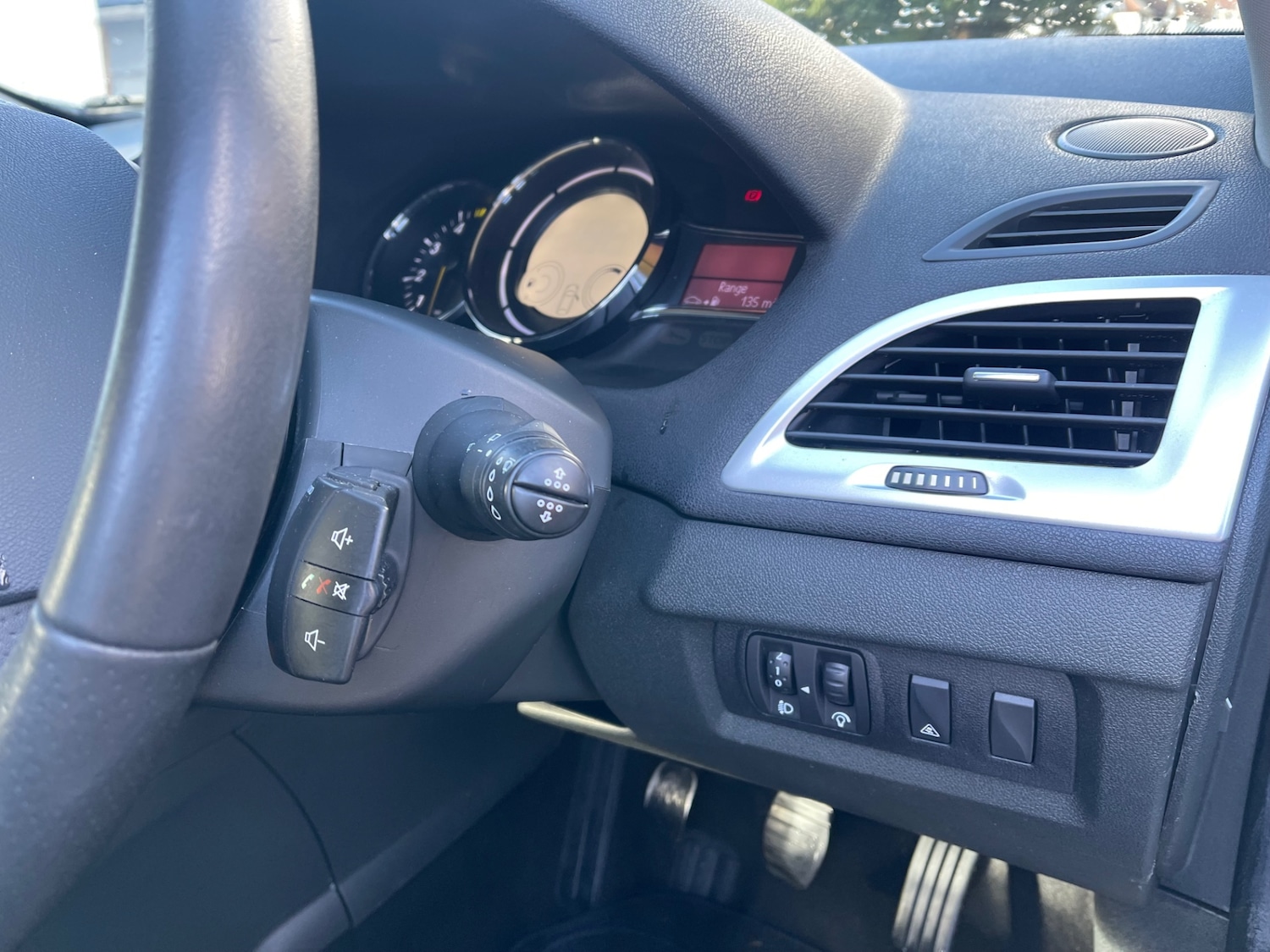 Used Renault Megane 2012 for sale - 77168373: Photo 25