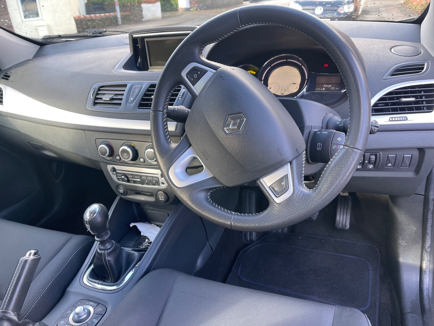 Used Renault Megane 2012 for sale - 77168373: Photo 9