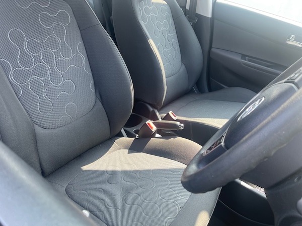 Used Hyundai i20 2011 for sale - 74417097: Photo 11