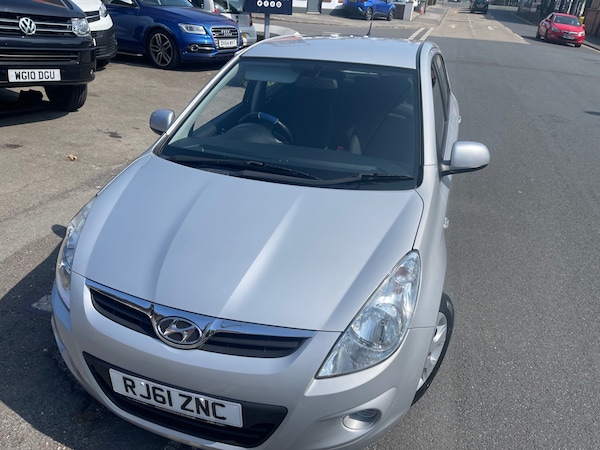 Used Hyundai i20 2011 for sale - 74417097: Photo 6