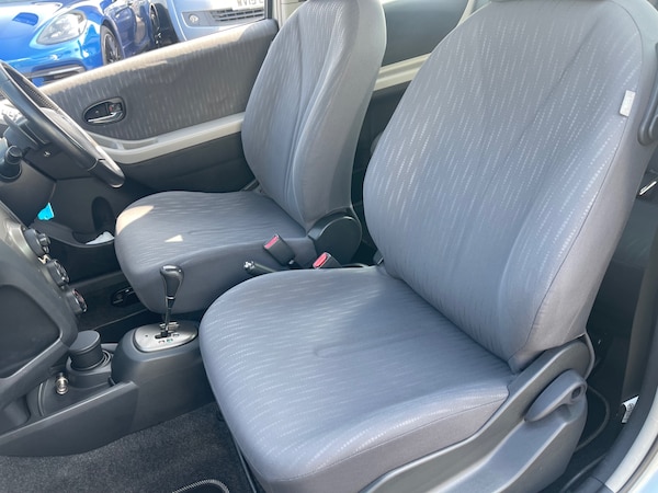 Used Toyota Yaris 2009 for sale - 75223313: Photo 16