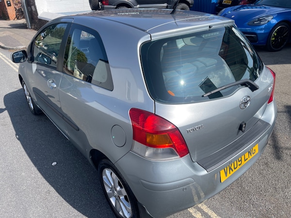 Used Toyota Yaris 2009 for sale - 75223313: Photo 31