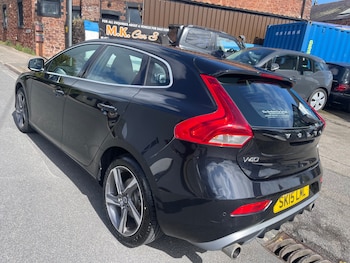 Used Volvo V40 2015 for sale - 78199453: Photo