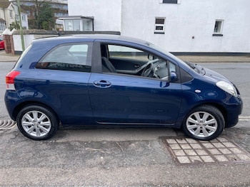Used Toyota Yaris 2009 for sale - 76796761: Photo