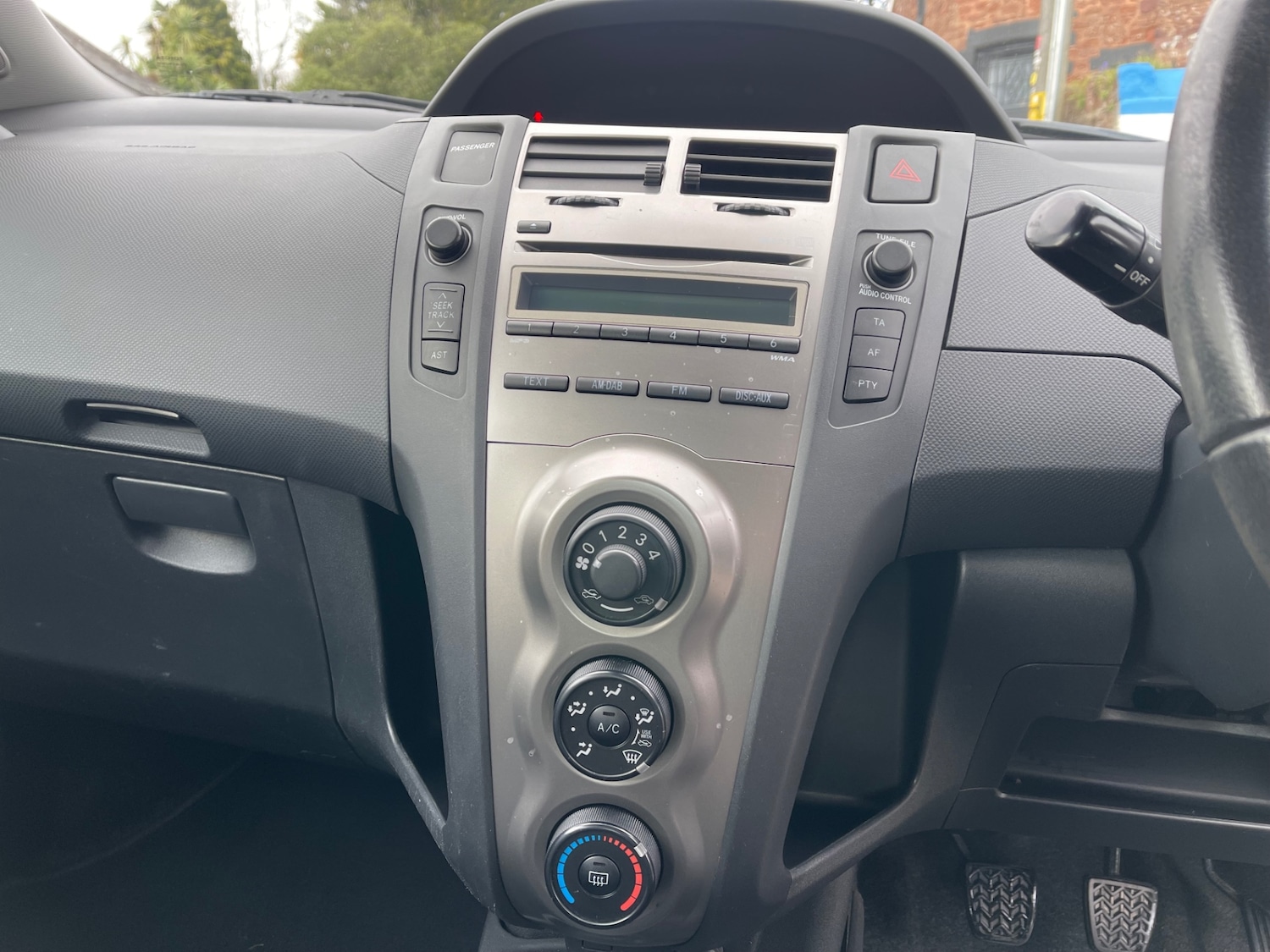 Used Toyota Yaris 2009 for sale - 76796761: Photo 9