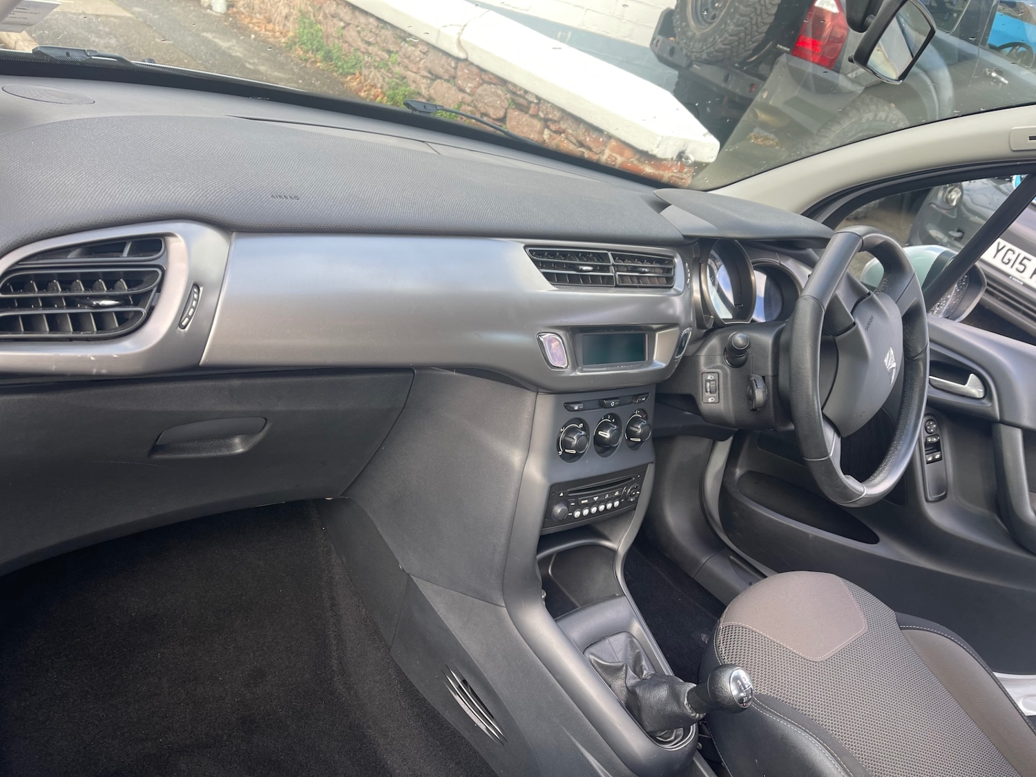 Used Citroen C3 2014 for sale - 76415050: Photo 15