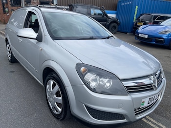 Used Vauxhall Astra Van 2012 for sale - 75271836: Photo