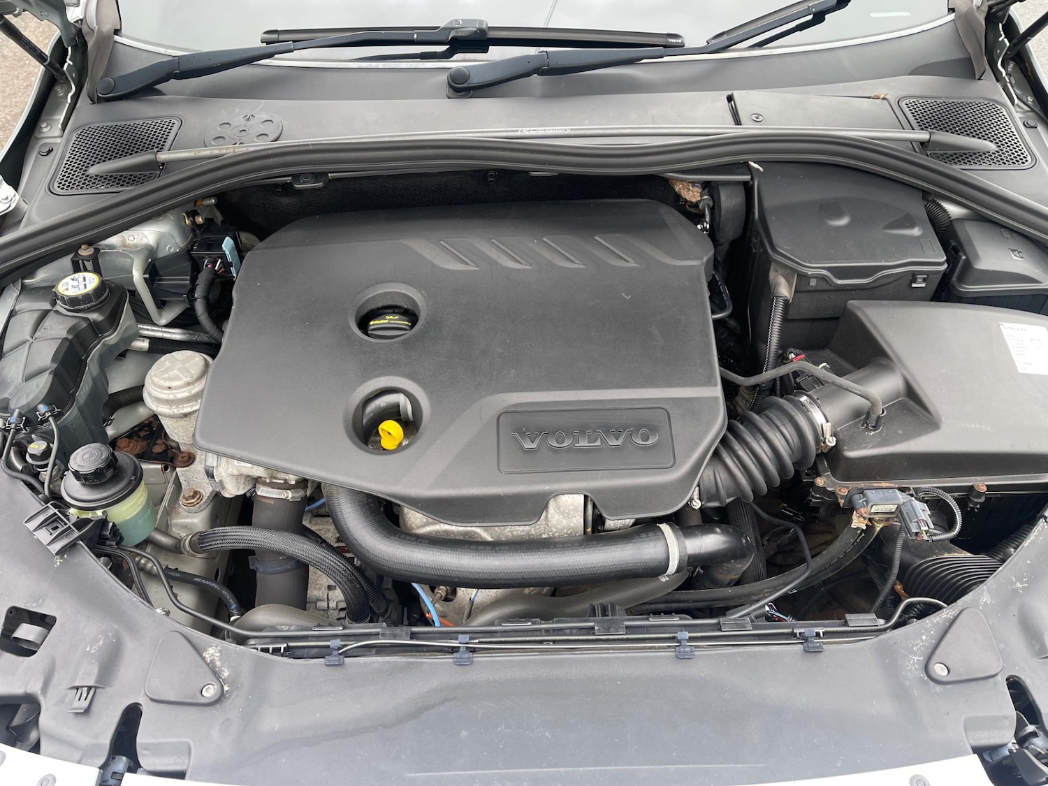 Used Volvo V60 2012 for sale - 77888960: Photo 16