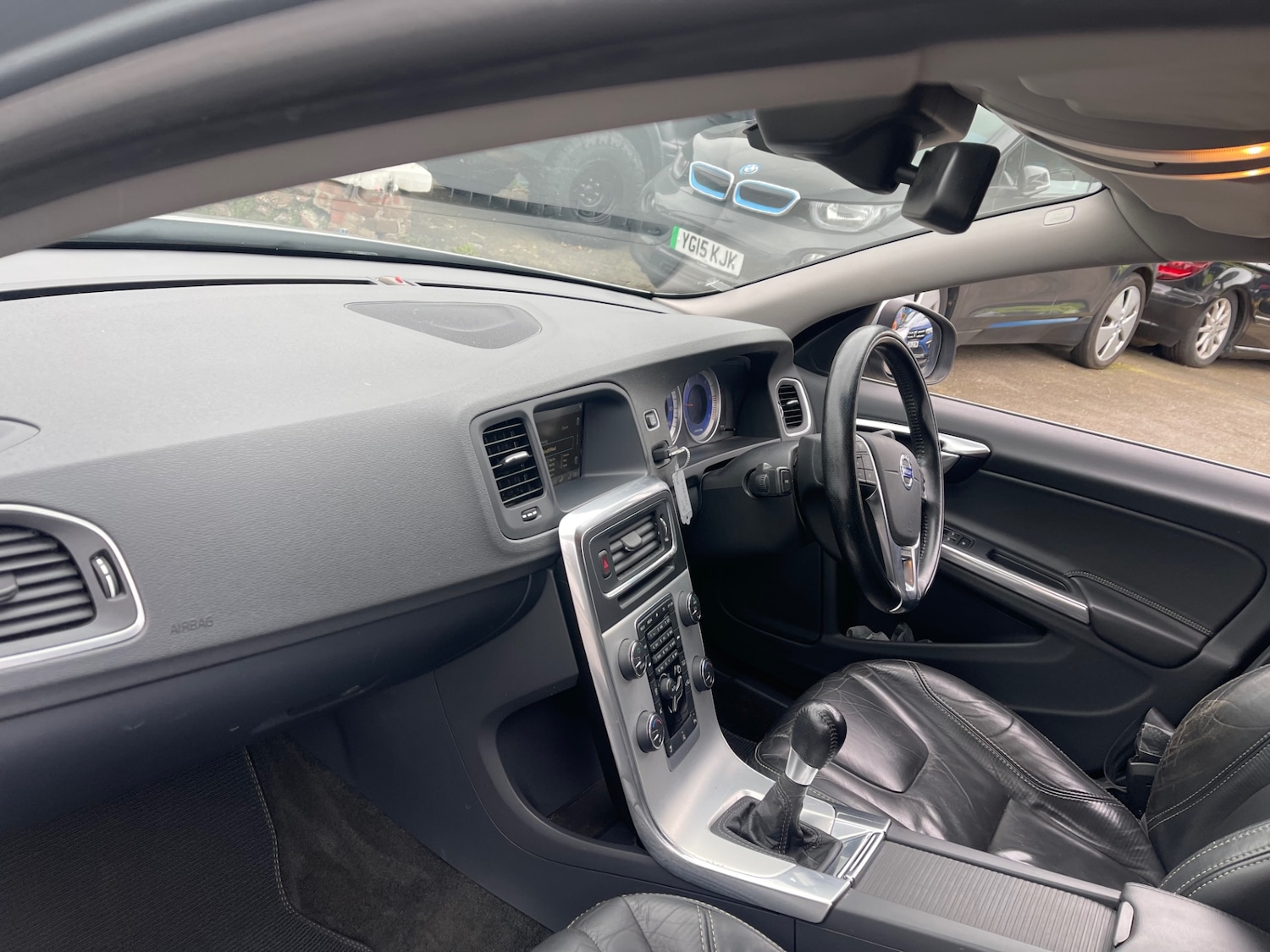 Used Volvo V60 2012 for sale - 77888960: Photo 17