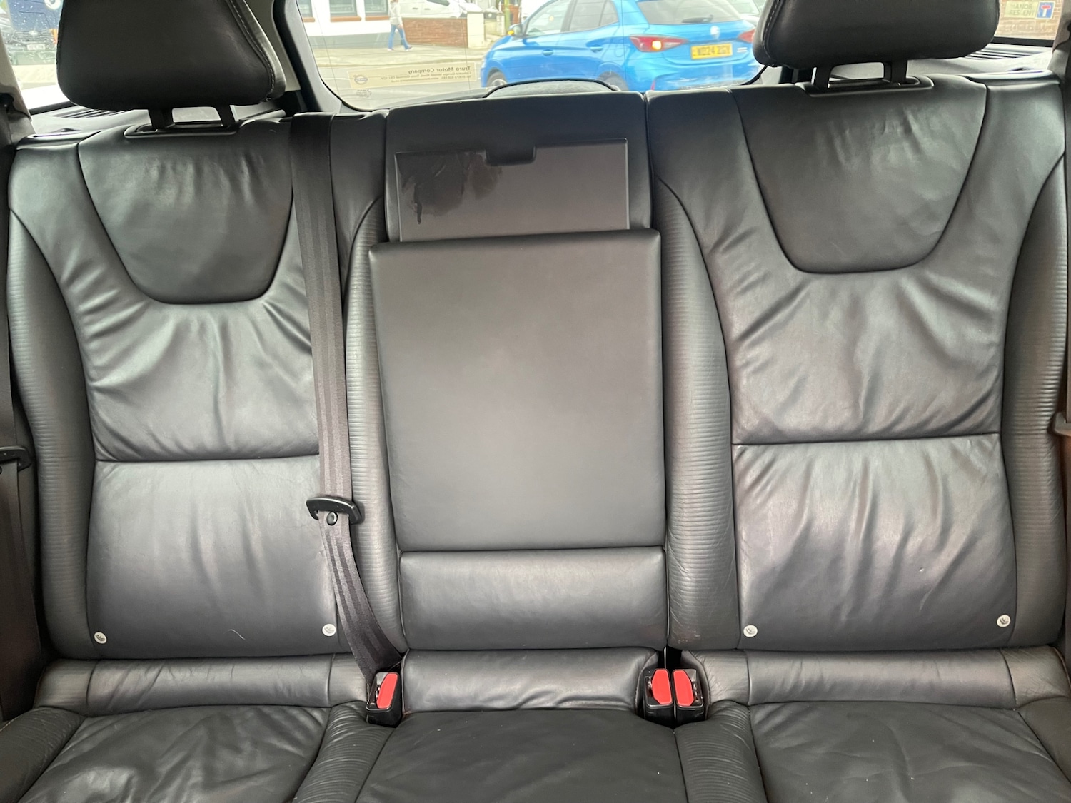 Used Volvo V60 2012 for sale - 77888960: Photo 18