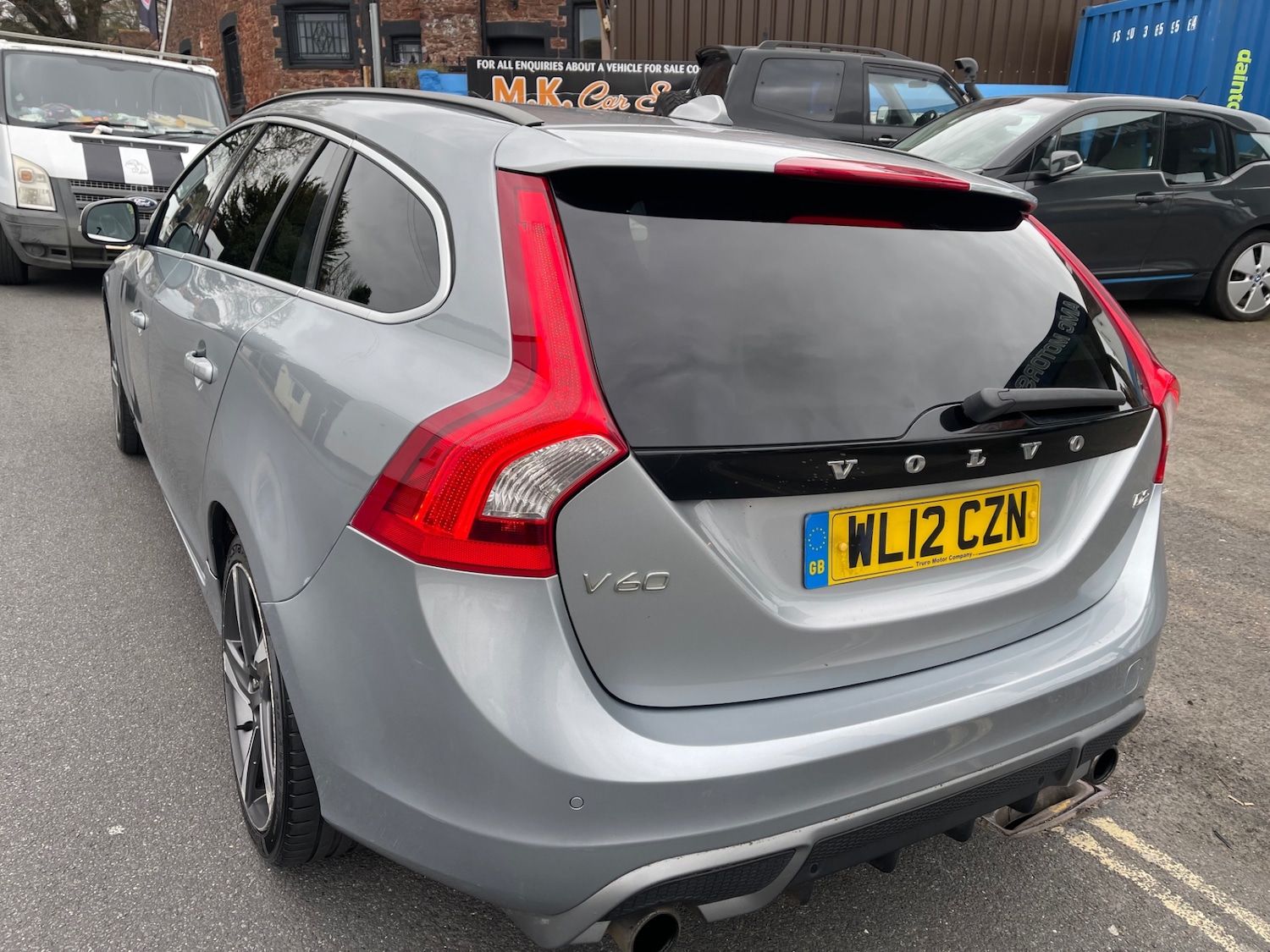 Used Volvo V60 2012 for sale - 77888960: Photo 2