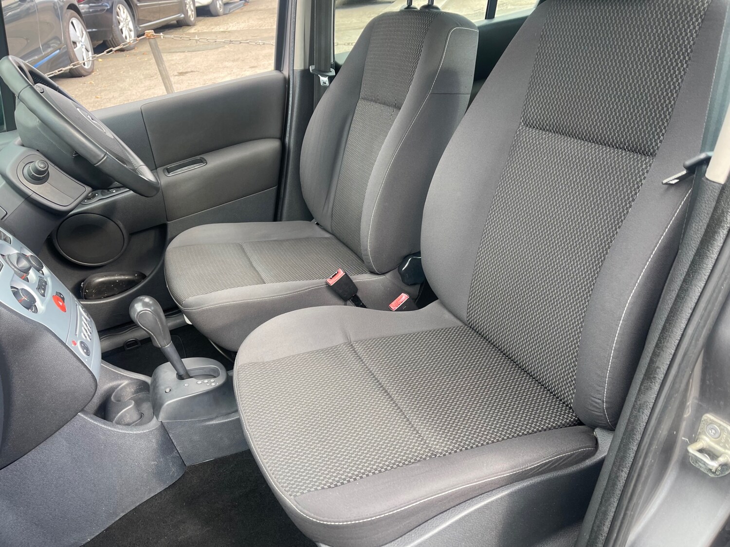 Used Renault Grand Modus 2011 for sale - 76355003: Photo 13