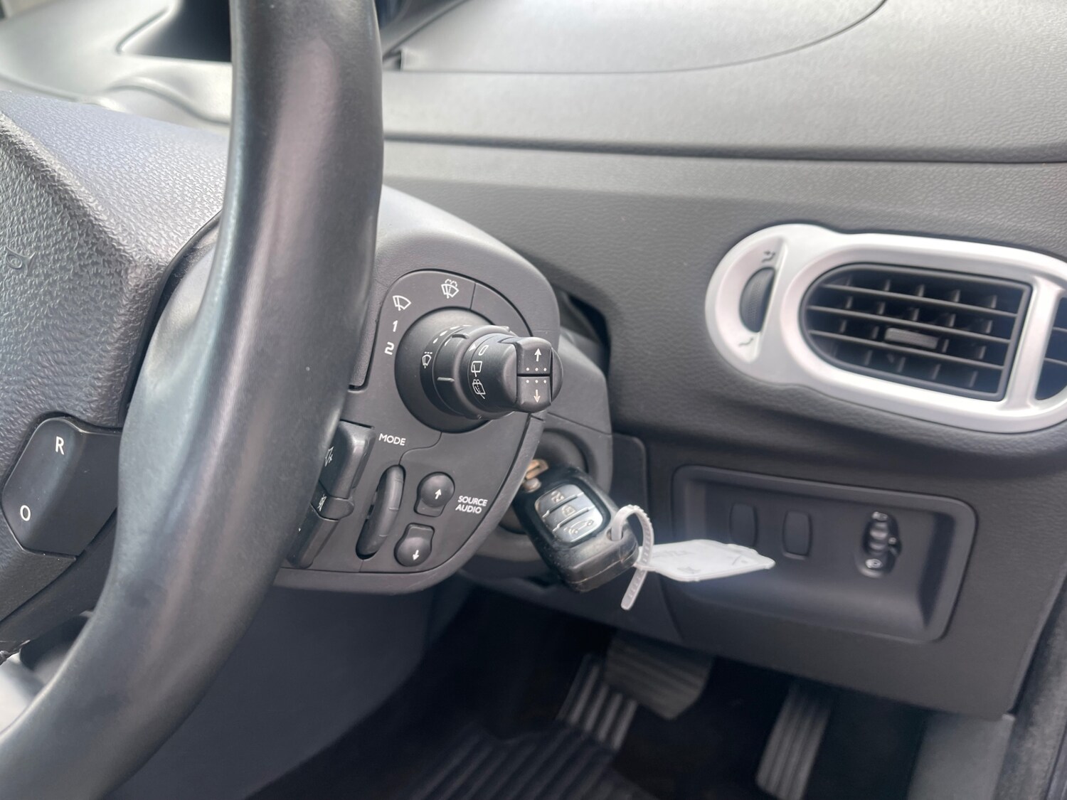 Used Renault Grand Modus 2011 for sale - 76355003: Photo 15