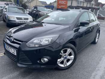 2013 (13) 1L Zetec 5dr